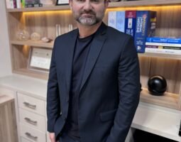 Dr. Leônidas Tavares Silveira